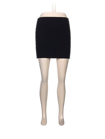 Bershka Mini Etek %70 İndirimli.