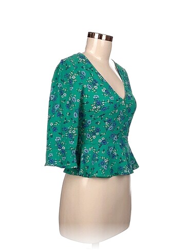 H&M H&M Bluz %70 İndirimli.