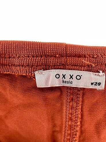 28 Beden çeşitli Renk oxxo Düz Kesim %70 İndirimli.