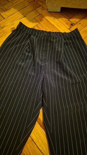 H&M Kumaş çizgili pantolon 