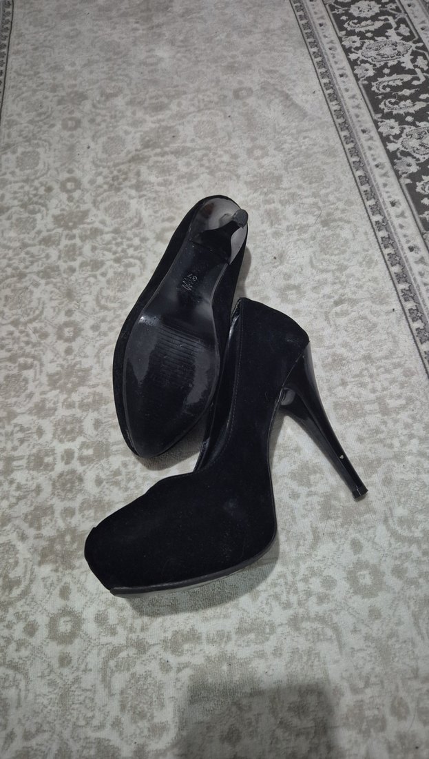 Zenne Parti Siyah Süet Topuklu Ayakkabı  Şık & Zarif - Görsel 4