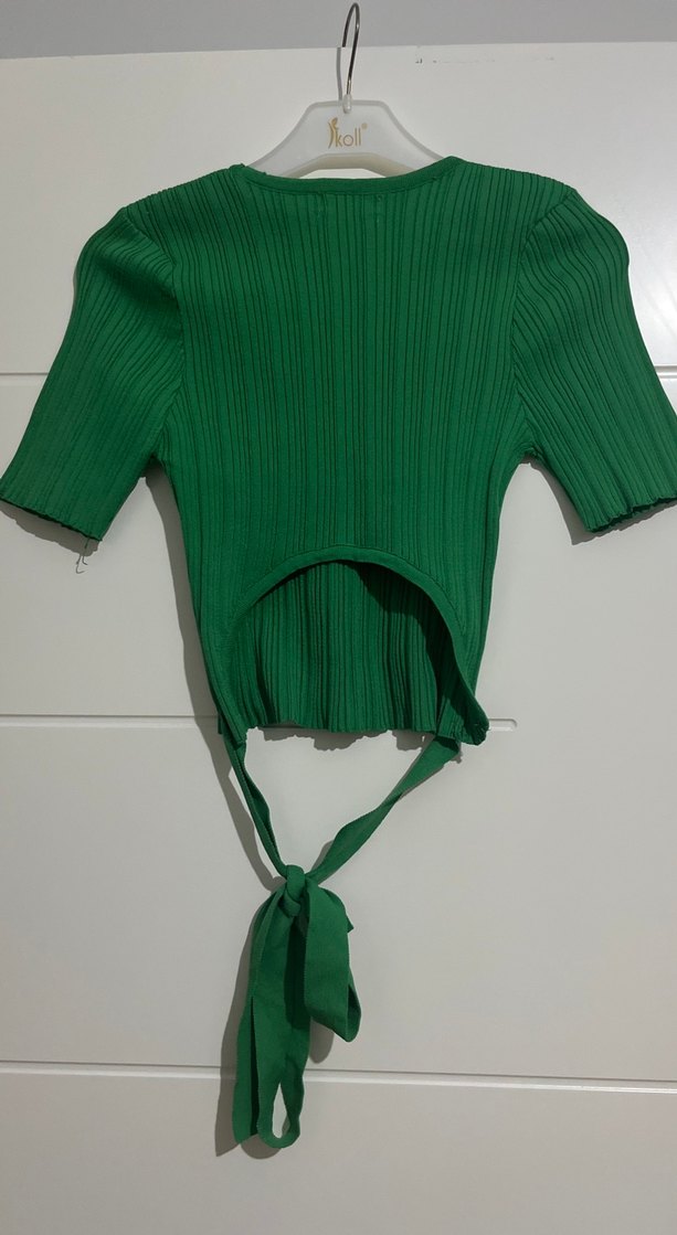 Yeşil Triko Kısa Bağlamalı Kadın Bluz - Görsel 2