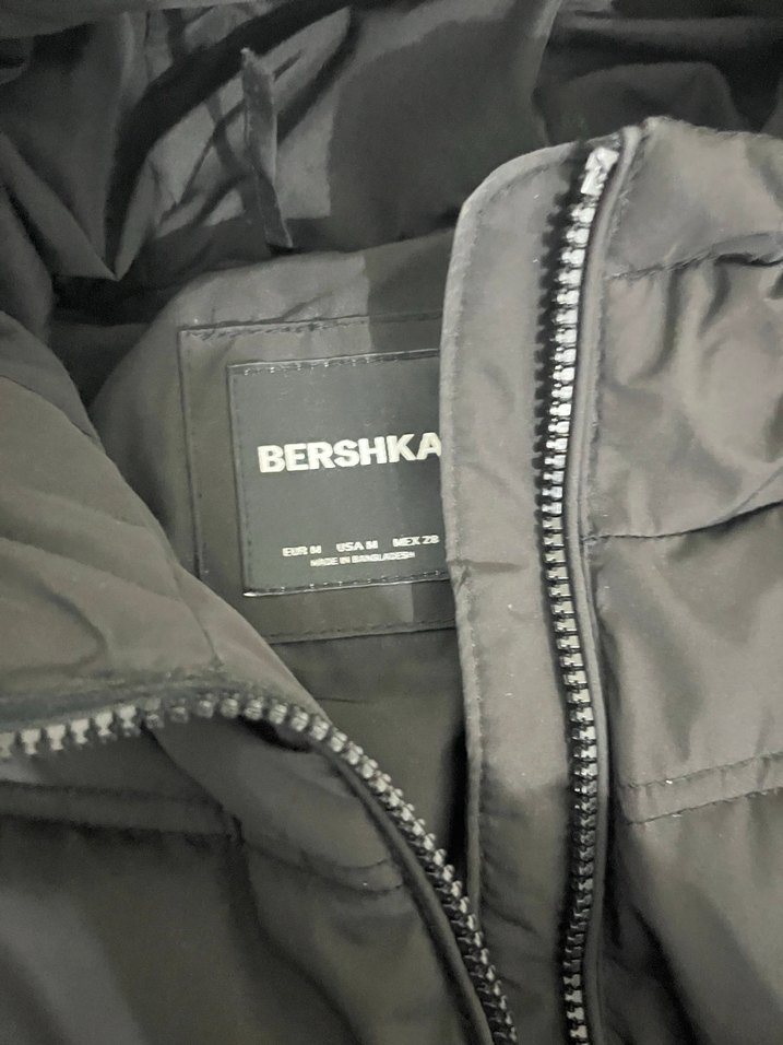 Siyah Fermuarlı Kısa Kadın Mont - Görsel 4