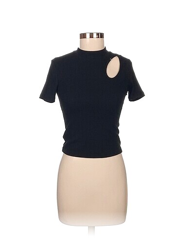 Koton T-shirt %70 İndirimli.