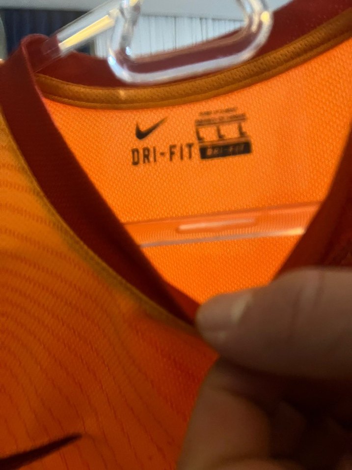 Erkek Galatasaray Baskılı Kısa Kollu Tişört - Görsel 3