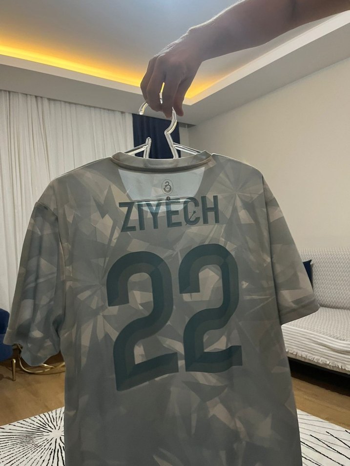 Has Galatasaraylıların Eski aşkı hakim ziyech - Görsel 2