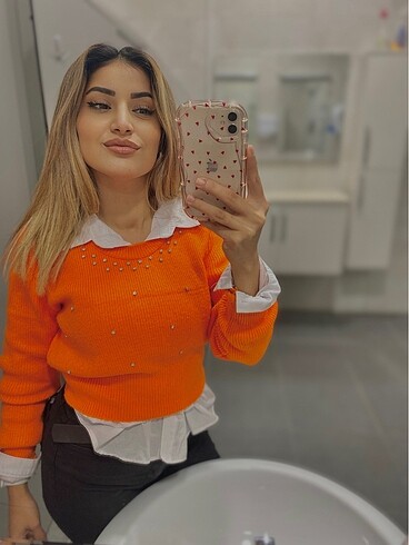 Taşlı kazak