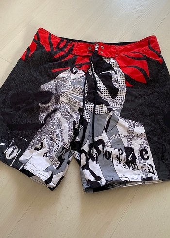 Kırmızı Desenli Erkek Midi Yüzme Şortu - Görsel 5