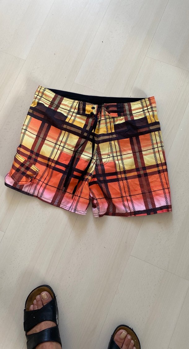 Renkli Ekose Desenli Mini Erkek Şort - Görsel 2