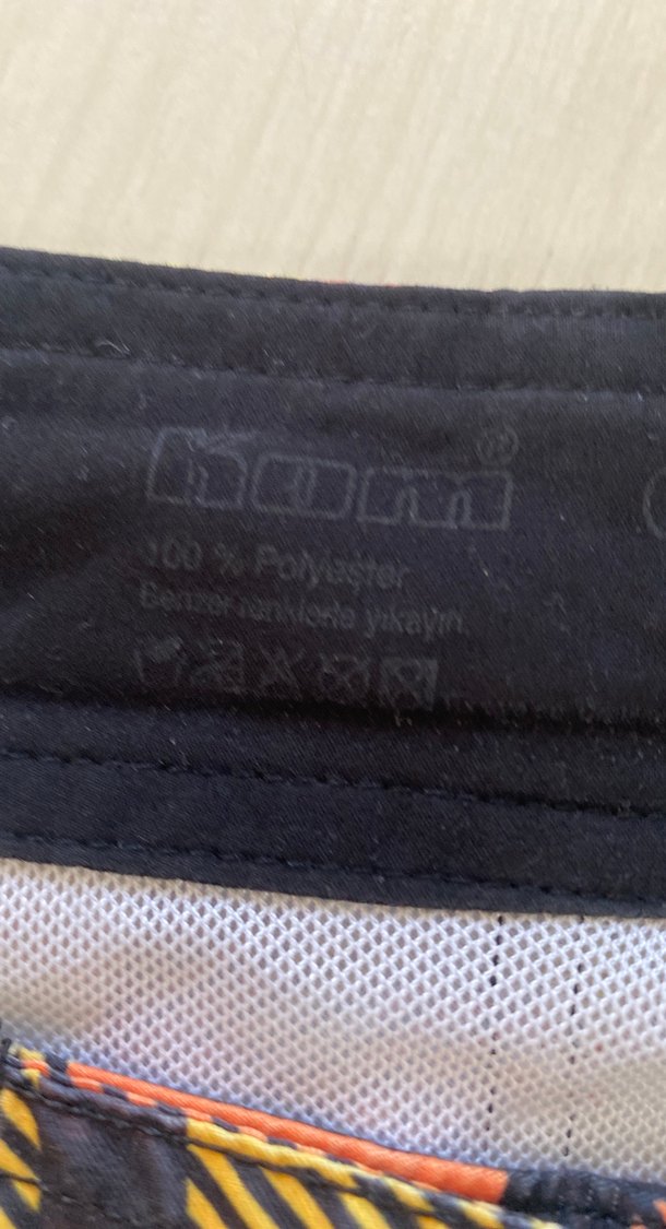 Renkli Ekose Desenli Mini Erkek Şort - Görsel 3