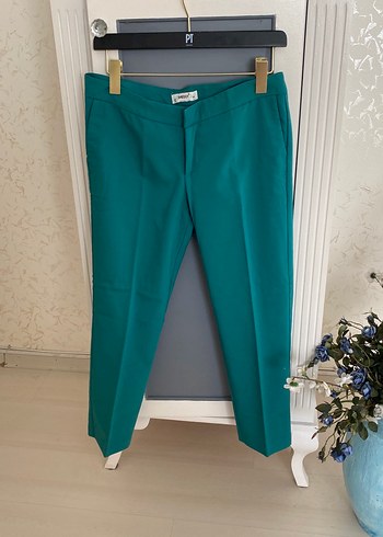 Kadın Yeşil Kumaş Kemerli Pantolon - Görsel 3