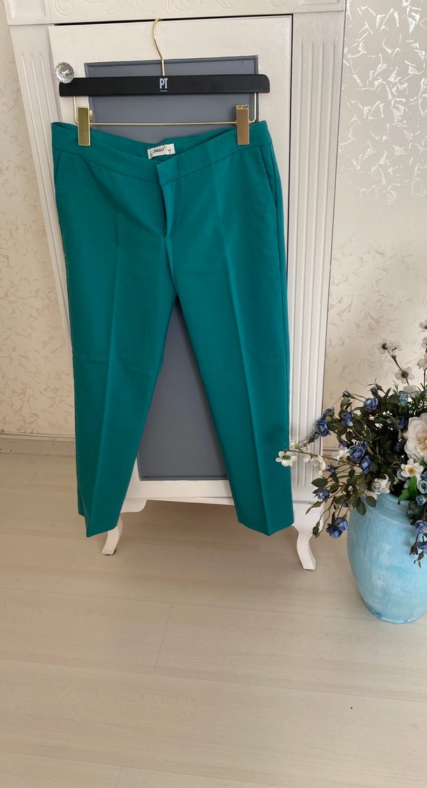 Kadın Yeşil Kumaş Kemerli Pantolon - Görsel 2