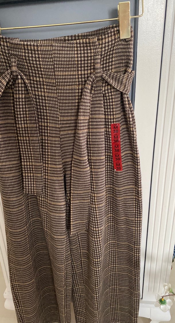 Kemerli Rahat Kesim Midi Kadın Kumaş Pantolon - Görsel 4