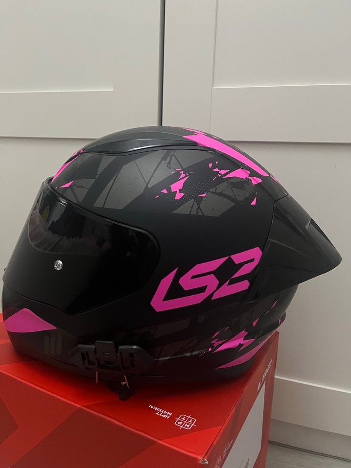 Siyah-Pembe LS2 Motosiklet Kaskı - Görsel 3