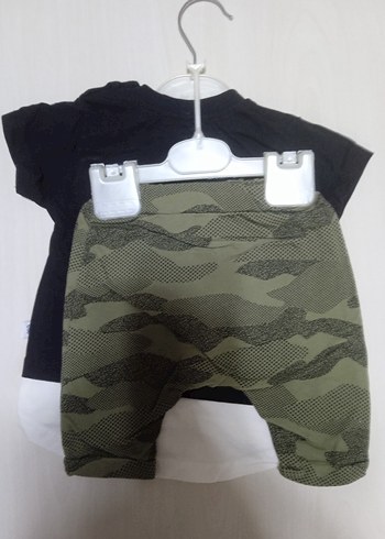 Siyah Baskılı Erkek Çocuk Tişörtü - Görsel 2