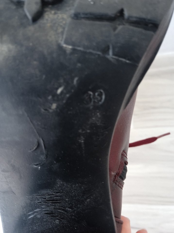 Bordo Deri Tokalı Kadın Bot - Görsel 4