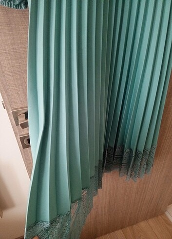 40 Beden Dantel detaylı pileli Mint Elbise