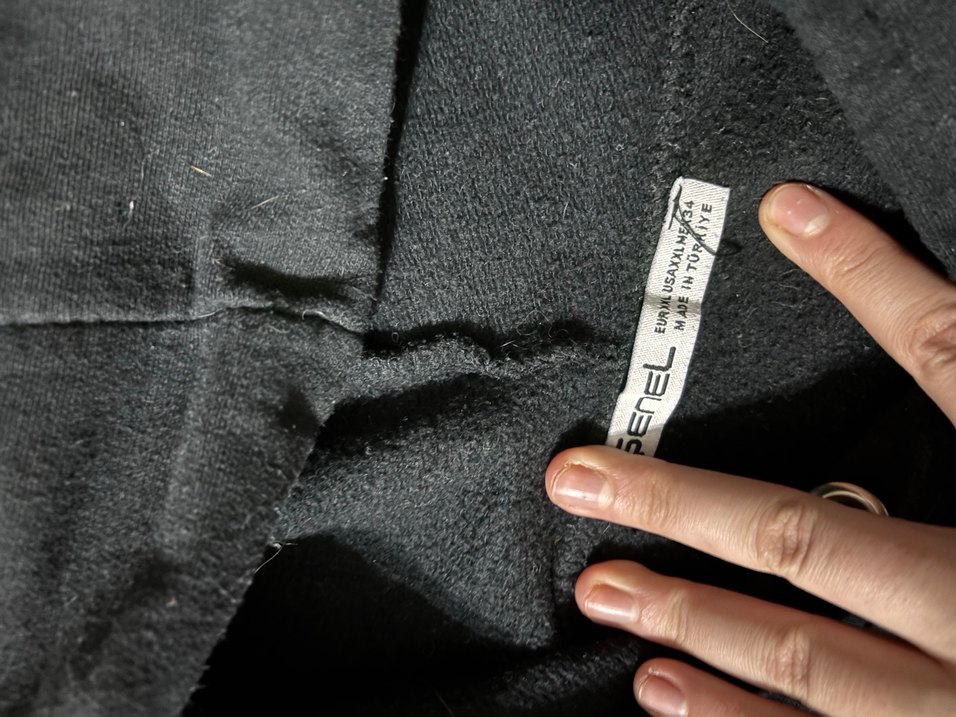 Siyah Kapüşonlu Uzun Kollu Sweatshirt - Görsel 2