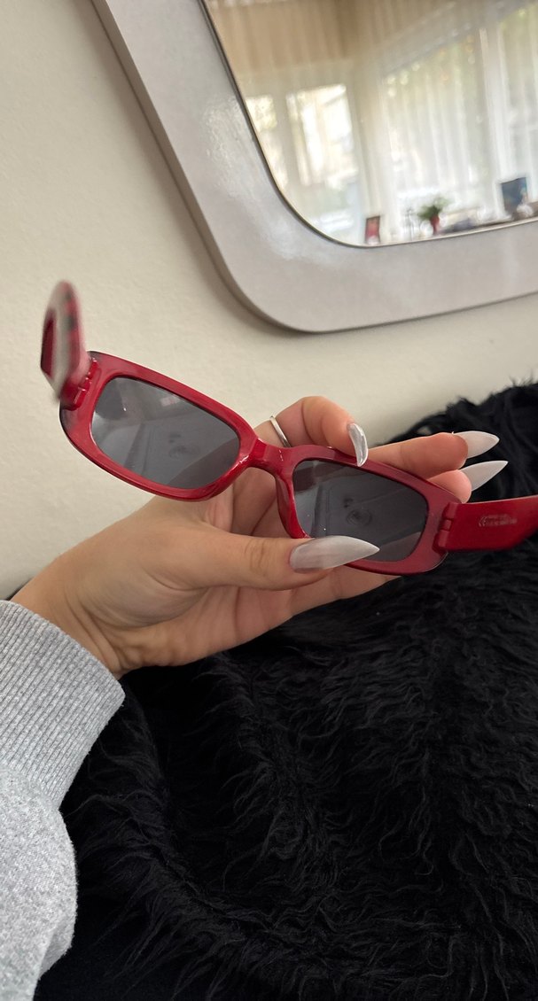 Kırmızı Fermuarlı Grunge Punk Kadın Gözlüğü - Görsel 3