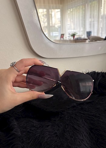 Mor Renkli Tokalı Kadın Gözlüğü - Görsel 2