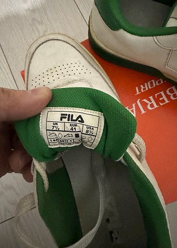 Beyaz Fila Spor Ayakkabı - Görsel 3