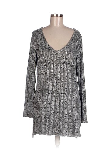 H&M Tunik %70 İndirimli.