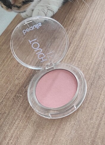  Beden Beaulis touch it allık