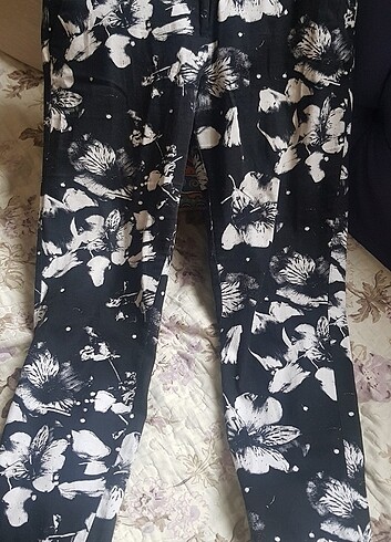 m Beden Floral desenli Atmosphere Pantolon