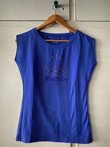 Benetton S beden önü taşlı tshirt