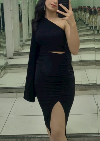 yırtmaç detaylı siyah gece elbisesi - Görsel 2