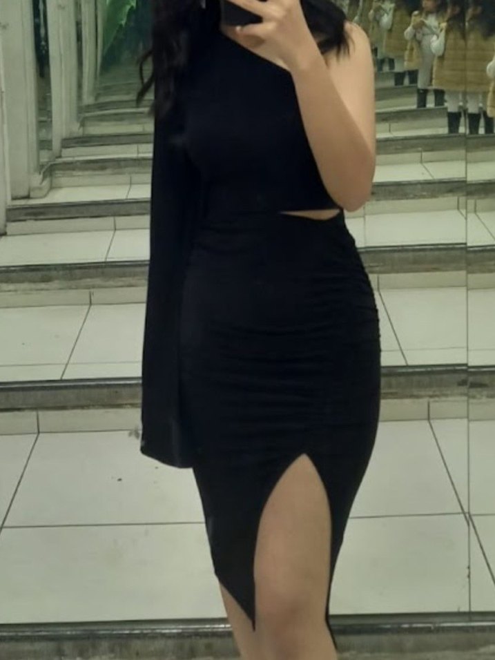 yırtmaç detaylı siyah gece elbisesi - Görsel 4