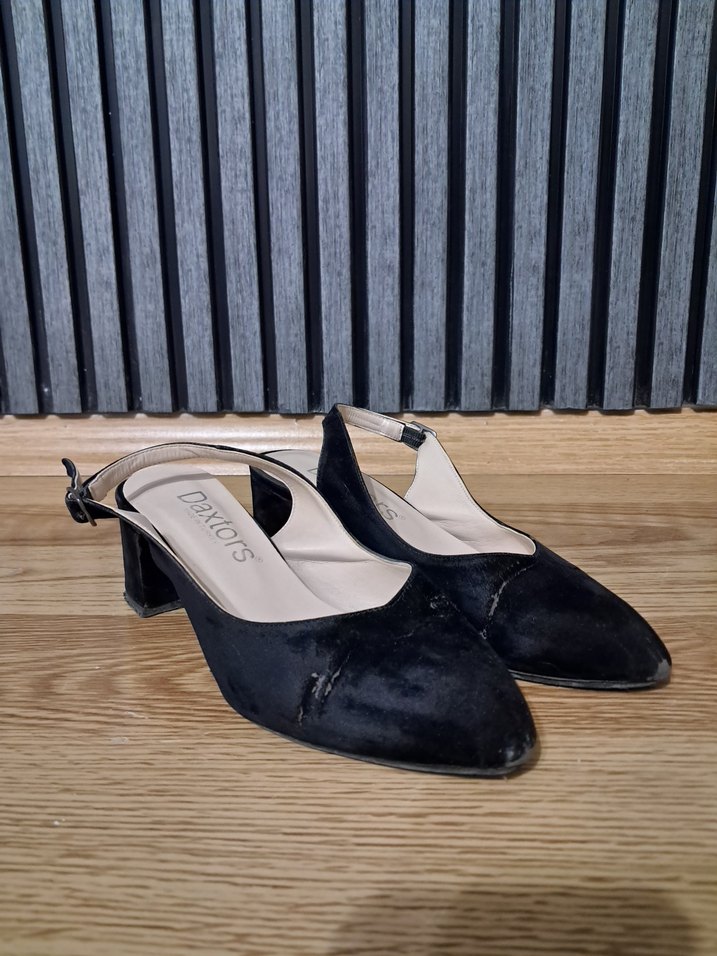 Klasik Siyah Tokalı Topuklu Kadın Ayakkabı - Görsel 2