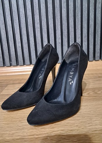 Siyah Süet Stiletto Topuklu Kadın Ayakkabı - Görsel 4