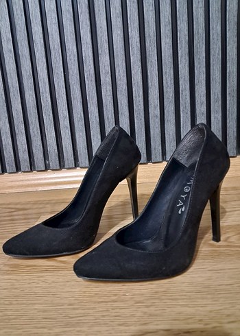 Siyah Süet Stiletto Topuklu Kadın Ayakkabı - Görsel 3