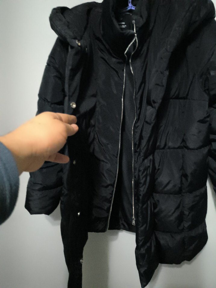 Siyah Kapüşonlu Kadın Kış Montu - Görsel 4