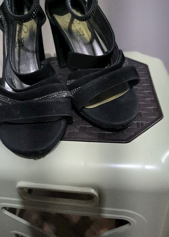 Siyah Tokalı Yüksek Topuklu Kadın Abiye Ayakkabı - Görsel 6