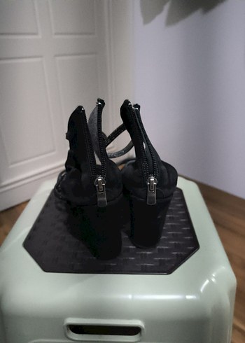 Siyah Tokalı Yüksek Topuklu Kadın Abiye Ayakkabı - Görsel 4