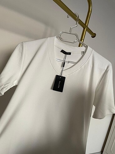 Massimo Dutti V yaka marka tişört