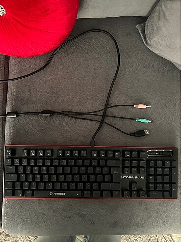 Rampage hydra r6 oyuncu klavyesi