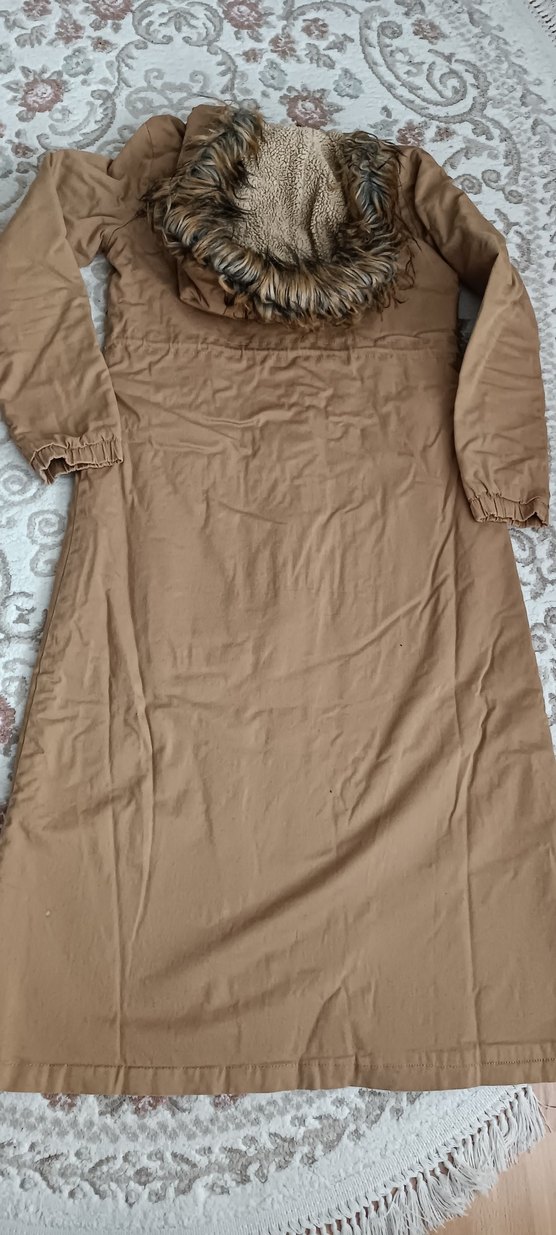 Düğmeli fermuarlı açık taba   Uzunluk 120 cm  Kadın parka mont - Görsel 3
