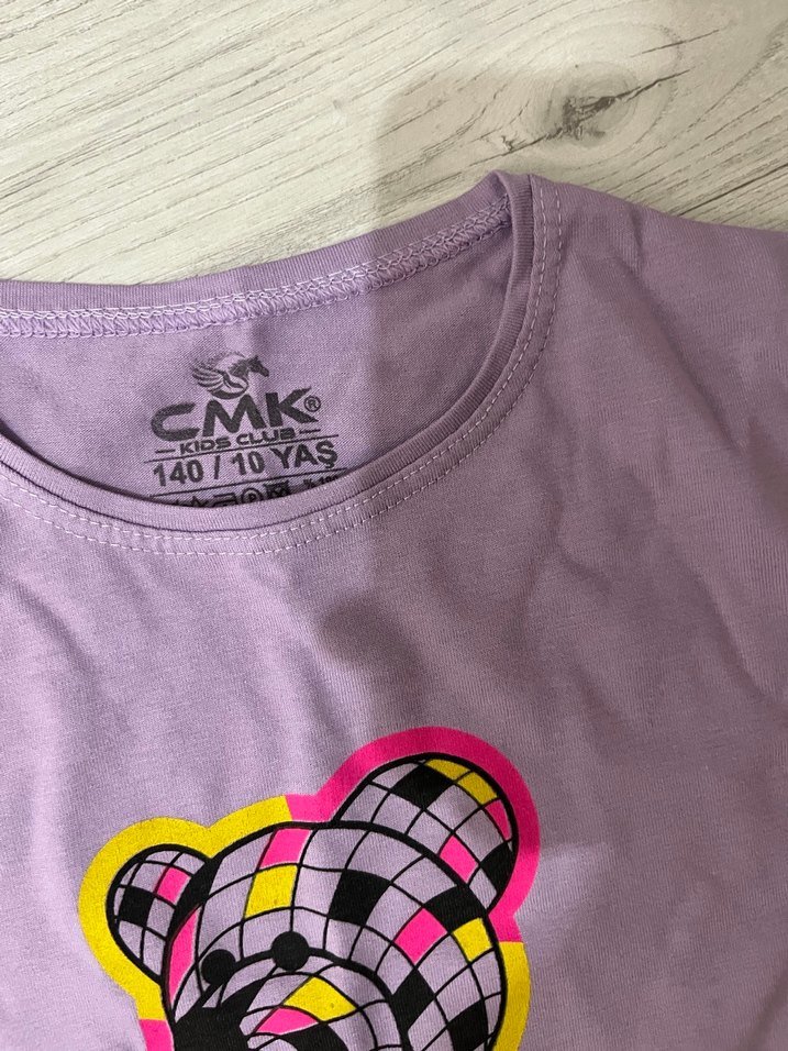 Kız Çocuk Renkli Baskılı Kısa Kollu Tişört-hiç kullanılmadı - Görsel 2