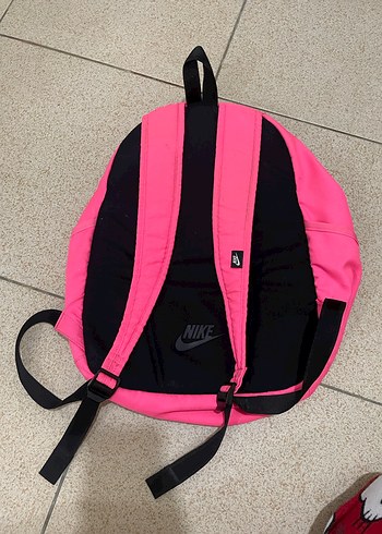 Pembe Nike Spor Sırt Çantası - Görsel 3