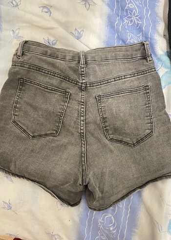 Düğmeli Gri Kadın Mini Denim Şort - Görsel 3