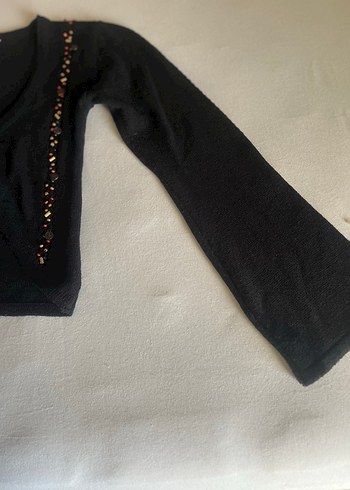 Siyah Boncuk İşlemeli Uzun Kollu Bolero - Görsel 3