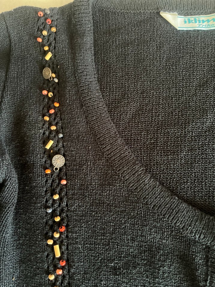 Siyah Boncuk İşlemeli Uzun Kollu Bolero - Görsel 2