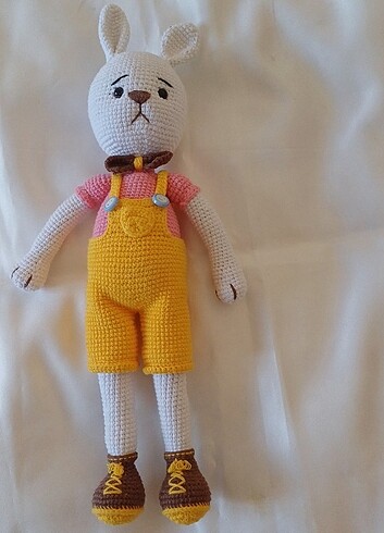 Amigurmi üzgün tavşan 1