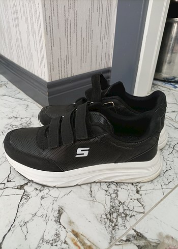 Skechers 39