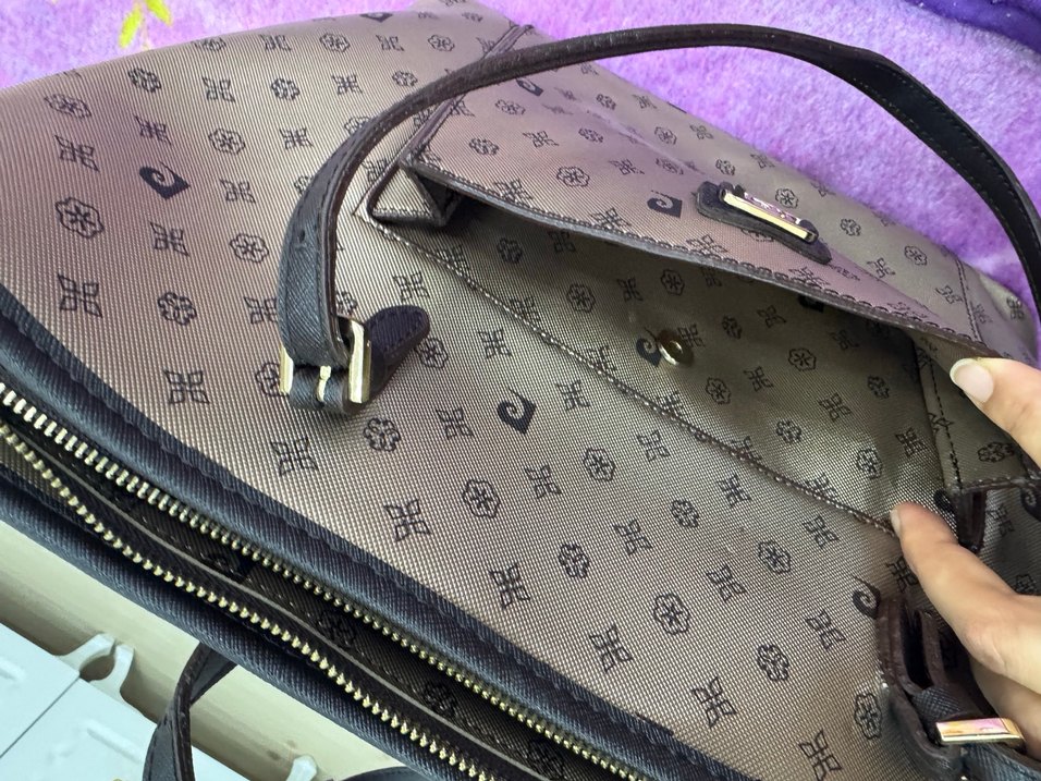 Klasik Desenli Kahverengi Deri Kadın Çanta - Görsel 3