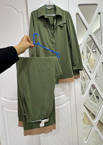 Düğmeli Yeşil takım - Görsel 2