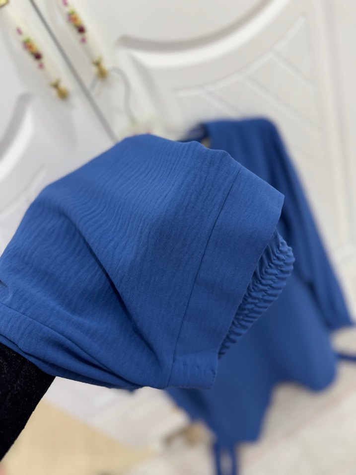 Mavi V Yaka Fermuarlı takım - Görsel 4